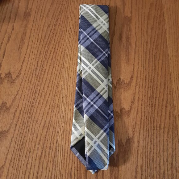 Van Heusen Gold & Blue Striped Tie – Classic Silk Blend for Men - Picture 3 of 4